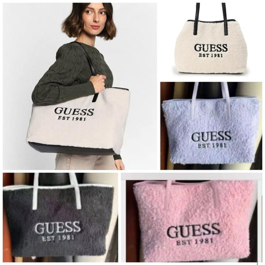 Bolsa al hombro afelpada