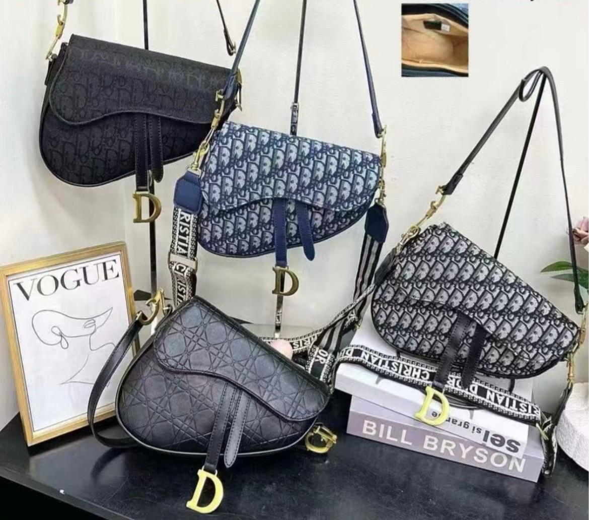 Bolso (D)